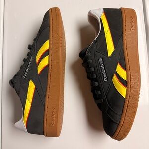 Reebok Club C Grounds UK Sneakers Black/Yellow/Gum Size 11.5